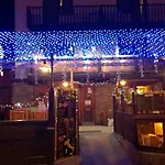 Assietta מלון 2*